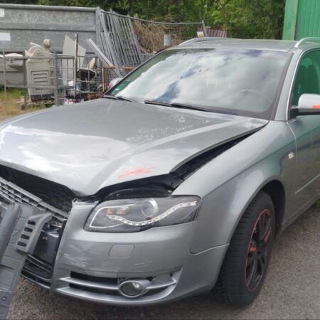 AUDI  А4 B7 2.0tdi 2006 6МКПП