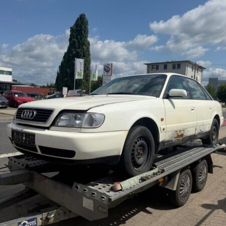 Audi A6 C4 1.8 бензин 1997 5МКПП