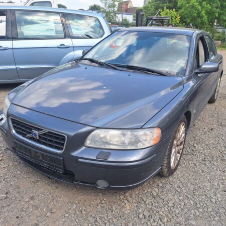 Volvo S-60  2006 2.4 tdi 5ka Пробег 385000