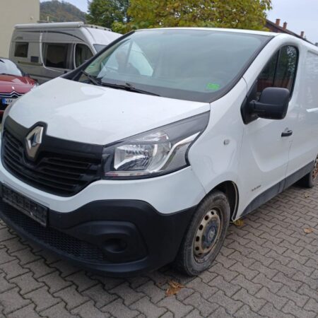 Renault Trafic 1.6hdi 2017 год 6-ka Пробег 146000